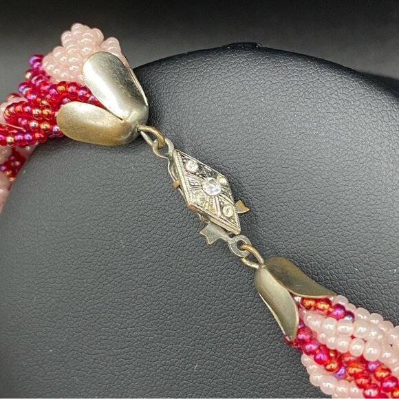 Rare Vintage Wide Collar Beaded Necklace with Red and Pink Seed Beads - Picture 4 of 11
